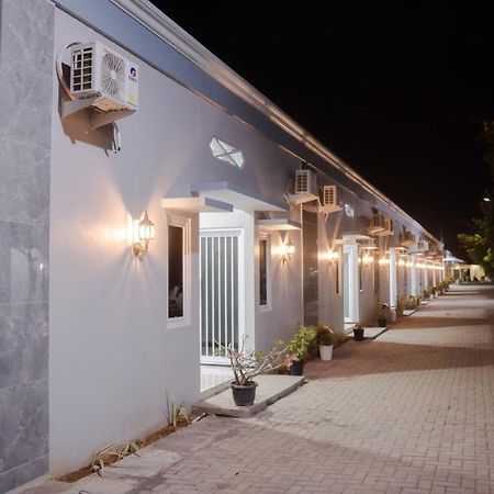 Sitiinggil Guest House Syariah Tegal  Extérieur photo